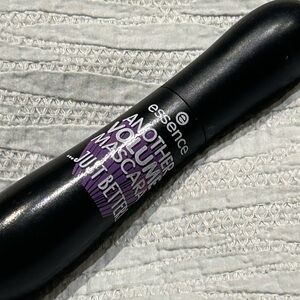 Essence Another Volume Mascara, Just Better……..